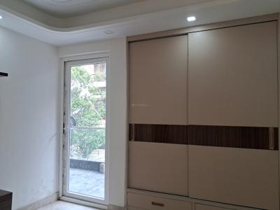 Bedroom Image of 1350 Sq.ft 3 BHK Builder Floor for sale in Paschim Vihar New Delhi for Rs. 25000000
