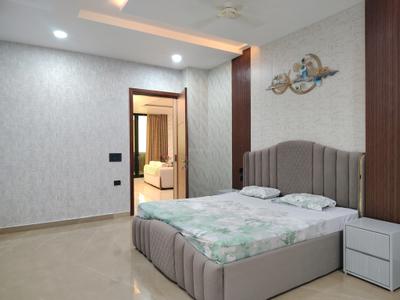Bedroom Image of 4500 Sq.ft 5 BHK Builder Floor for rent in Vasant Kunj New Delhi for Rs. 210000