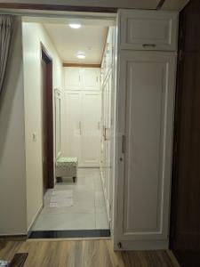 Image of 1000 Sq.ft 2 BHK Apartment / Flat for rent in Malviya Nagar, Jaipur for Rs. 26500