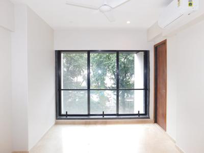 Living Room Image of 795 Sq.ft 2 BHK Apartment / Flat for sale in Seasons Trimurti, Santacruz West Mumbai for Rs. 52000000