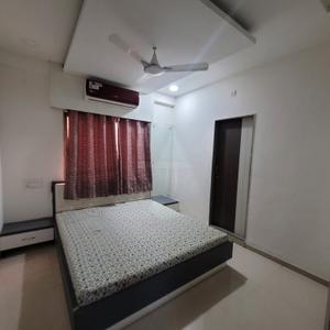 Bedroom Image of 2000 Sq.ft 4 BHK Apartment / Flat for rent in Earth Ambrosia, Vemali Vadodara for Rs. 45000