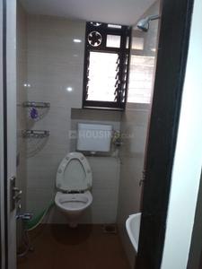 Bathroom Image of 700 Sq.ft 1.5 BHK Apartment / Flat for rent in Dadar East Mumbai for Rs. 65000