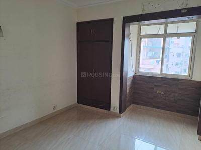 Bedroom Image of 2000 Sq.ft 4 BHK Apartment / Flat for rent in Gulati Lords Apartment, Sector 19 Dwarka New Delhi for Rs. 50000