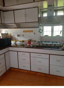 Kitchen Image of 1000 Sq.ft 2 BHK Apartment / Flat for sale in Patparganj New Delhi for Rs. 13500000