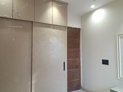 Bedroom Image of 900 Sq.ft 3 BHK Builder Floor for sale in Paschim Vihar New Delhi for Rs. 21000000