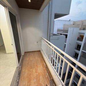 Balcony Image of 1150 Sq.ft 2 BHK Apartment / Flat for rent in Lakeshore Oasis, Besa Nagpur for Rs. 14500