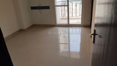 Bedroom Image of 1408 Sq.ft 3 BHK Apartment / Flat for rent in Noida Extension Greater Noida for Rs. 23000