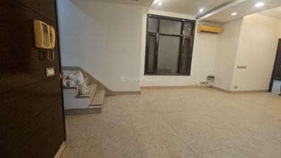 Bedroom Image of 2800 Sq.ft 4 BHK Builder Floor for sale in Safdarjung Enclave New Delhi for Rs. 80000000
