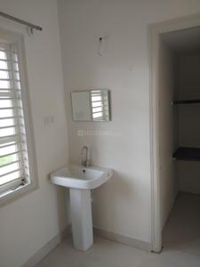 Bathroom Image of 1200 Sq.ft 2 BHK Builder Floor for rent in Lalitaddripura Mysore for Rs. 15000