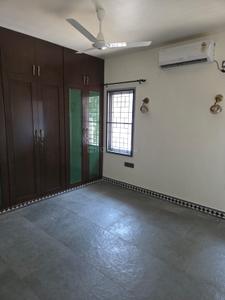 Bedroom Image of 1225 Sq.ft 2 BHK Builder Floor for rent in Alwarpet Chennai for Rs. 65000