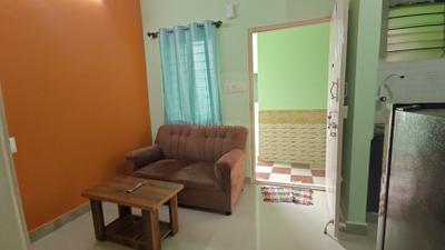 Living Room Image of 550 Sq.ft 1 BHK Apartment / Flat for rent in Rayasandra Bengaluru for Rs. 17000
