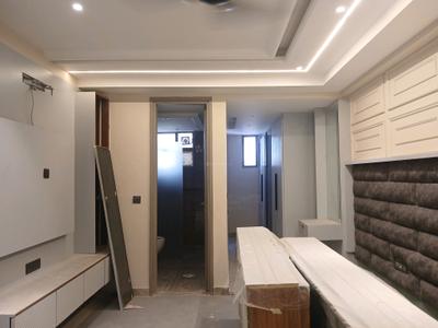 Bedroom Image of 1800 Sq.ft 3 BHK Builder Floor for sale in Rajouri Garden New Delhi for Rs. 32000000