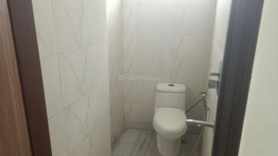 Image of 750 Sq.ft 2 BHK Builder Floor for sale in Mansarover Garden, New Delhi for Rs. 6500000