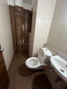 Bathroom Image of 1140 Sq.ft 2 BHK Apartment / Flat for rent in Sushrut Saujanya, Amraiwadi Ahmedabad for Rs. 17500