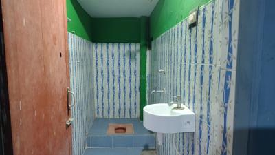 Bathroom Image of 700 Sq.ft 2 BHK Independent House for rent in MVP Colony Visakhapatnam for Rs. 6000