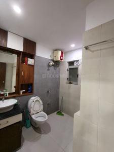 Bathroom Image of 2000 Sq.ft 3 BHK Apartment / Flat for rent in Adani The Meadows, Shantigram Ahmedabad for Rs. 50000