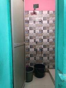 Bathroom Image of 194 Sq.ft 1 BHK Builder Floor for rent in Nayapura Kota for Rs. 4000