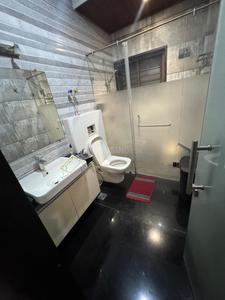 Bathroom Image of 7000 Sq.ft 5 BHK Villa for rent in Jakkur Bengaluru for Rs. 275000