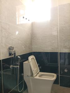 Common Bathroom Image of 1070 Sq.ft 2 BHK Apartment / Flat for sale in RT Nagar Bengaluru for Rs. 7500000