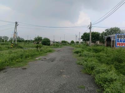 Image of 60 Sq.ft Residential Plot / Land for sale in Rohini Sector 28, New Delhi for Rs. 12500000