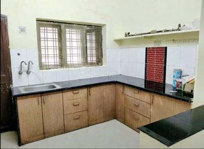 Kitchen Image of 1250 Sq.ft 2 BHK Builder Floor for rent in Arera Colony Bhopal for Rs. 18000