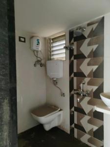 Common Bathroom Image of 815 Sq.ft 2 BHK Apartment / Flat for sale in Kinjal Complex II, Boisar Mumbai for Rs. 3500000