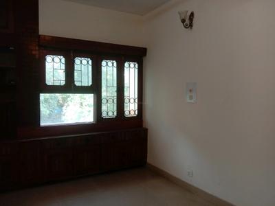Living Room Image of 1800 Sq.ft 3 BHK Apartment / Flat for sale in DDA Flats Vasant Kunj, Vasant Kunj New Delhi for Rs. 37500000