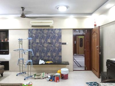 Living Room Image of 1075 Sq.ft 2 BHK Apartment / Flat for rent in Kalpataru Tarangan I, Thane West Thane for Rs. 52000