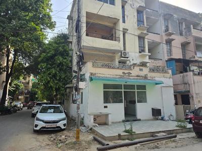 Image of 1800 Sq.ft 3 BHK Apartment / Flat for rent in Kalka Apartments, Sector 6 Dwarka, New Delhi for Rs. 53000