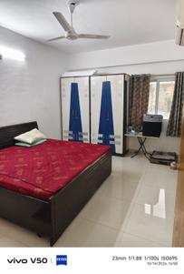 Bedroom Image of 1200 Sq.ft 3 BHK Apartment / Flat for rent in Alkapuri Vadodara for Rs. 30000