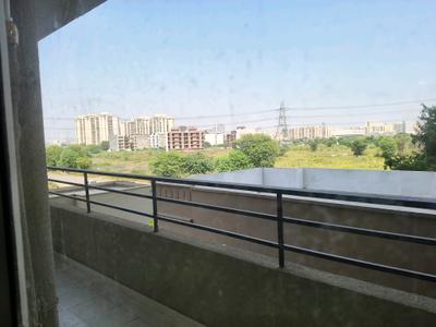 Living Room Image of 750 Sq.ft 3 BHK Apartment / Flat for sale in Pyramid Altia, Sector 70 Gurgaon for Rs. 9100000