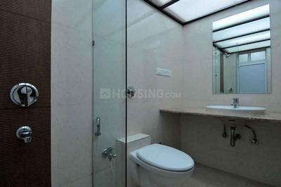 Bathroom Image of 3120 Sq.ft 4 BHK Apartment / Flat for sale in Santacruz West Mumbai for Rs. 162500000
