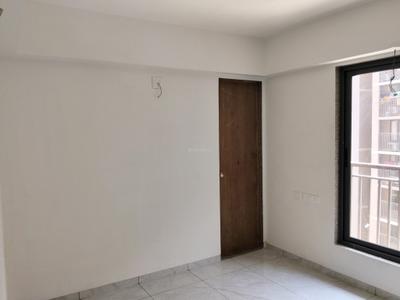 Bedroom Image of 1165 Sq.ft 3 BHK Apartment / Flat for rent in Ishwar Imperial Heights, Ognaj Ahmedabad for Rs. 18000