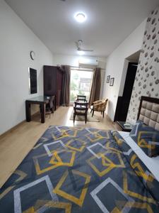 Bedroom Image of 915 Sq.ft 1 BHK Independent House for rent in Sector 41 Gurgaon for Rs. 32000