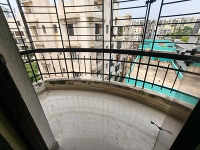 Balcony Image of 1265 Sq.ft 3 BHK Apartment / Flat for sale in Chinar Park Kolkata for Rs. 8300000