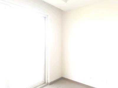 Bedroom Image of 2450 Sq.ft 3 BHK Apartment / Flat for sale in Puri Emerald Bay, Sector 104 Gurgaon for Rs. 35000000