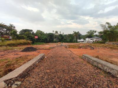 Image of 10000 Sq.ft Residential Plot / Land for sale in Mulanthuruthy, Kochi for Rs. 499000