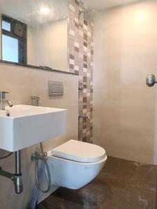 Common Bathroom Image of 900 Sq.ft 2 BHK Apartment / Flat for rent in Lodha Splendora Riverview, Kasarvadavali Thane for Rs. 27000