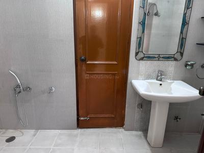 Bathroom Image of 1205 Sq.ft 8 BHK Independent House for sale in Sector 22 Noida for Rs. 33000000