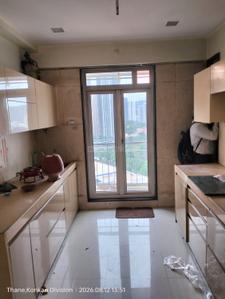 Kitchen Image of 1300 Sq.ft 4 BHK Apartment / Flat for sale in Thane West Thane for Rs. 30000000