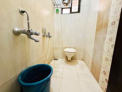 Image of 1350 Sq.ft 1.5 BHK Independent House for rent in Satellite, Ahmedabad for Rs. 25500
