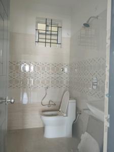 Common Bathroom Image of 1540 Sq.ft 3 BHK Apartment / Flat for sale in Mukunda Brundhavan, K R Puram Bengaluru for Rs. 9950000