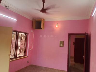 Bedroom Image of 1050 Sq.ft 2 BHK Independent House for rent in Salt Lake City Kolkata for Rs. 18000