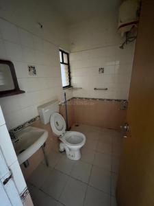 Bathroom Image of 1100 Sq.ft 2 BHK Apartment / Flat for rent in Kumar Parisar, Kothrud Pune for Rs. 40000