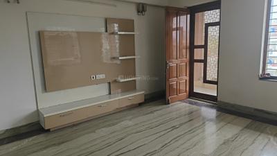 Bedroom Image of 3600 Sq.ft 4.5 BHK Builder Floor for rent in Palam Vihar Gurgaon for Rs. 75000
