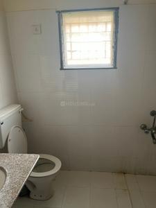 Bathroom Image of 2000 Sq.ft 3.5 BHK Villa for rent in Bhayli Vadodara for Rs. 30000