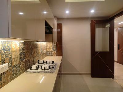 Kitchen Image of 1700 Sq.ft 3 BHK Builder Floor for sale in Sector 57 Gurgaon for Rs. 19000000