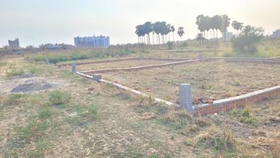 Image of 900 Sq.ft Residential Plot / Land for sale in Jhalwa, Allahabad for Rs. 135000