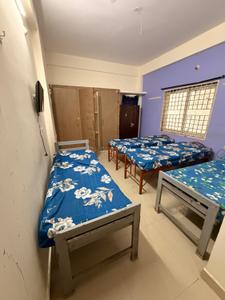 Bedroom Image of Vijetha men's PG &amp; Hostel  in Gachibowli, Hyderabad