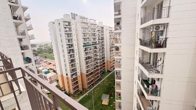 Balcony Image of 740 Sq.ft 3 BHK Apartment / Flat for sale in ROF Amaltas, Sector 92 Gurgaon for Rs. 7200000